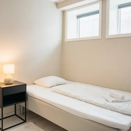 Urban - 3br With Balcony And Teracce Lejlighed *