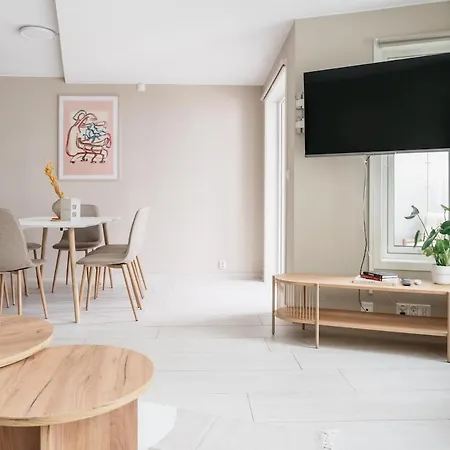Urban - 3br With Balcony And Teracce * Bergen