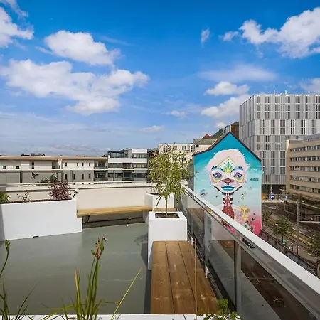 Urban - 3br With Balcony And Teracce Lejlighed